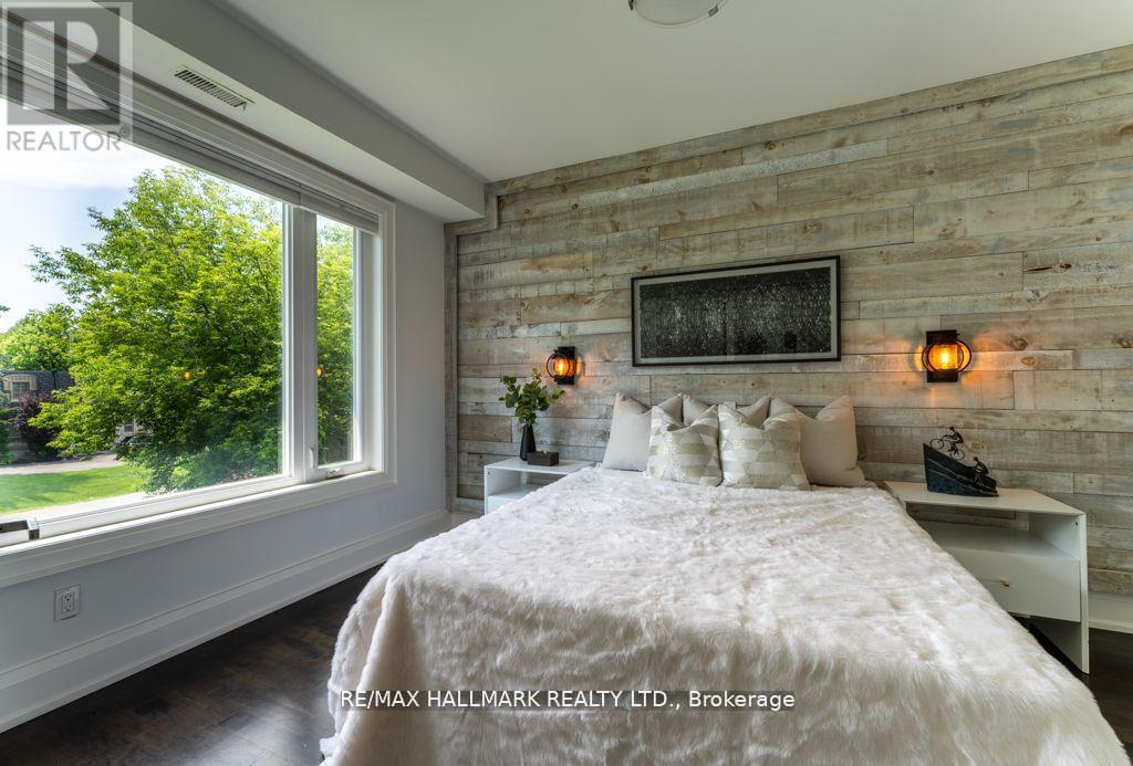 17 HAMMOK CRESCENT - 24
