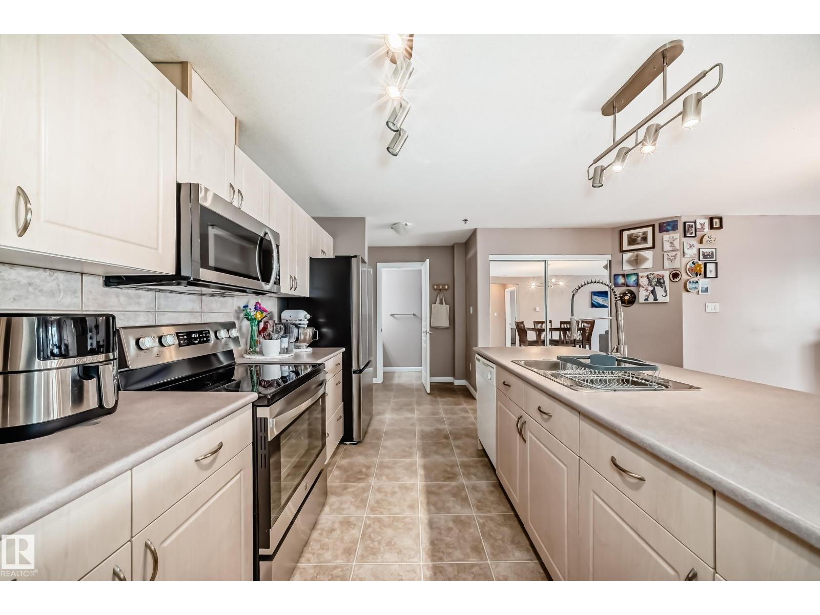 #232 530 HOOKE RD NW, Edmonton