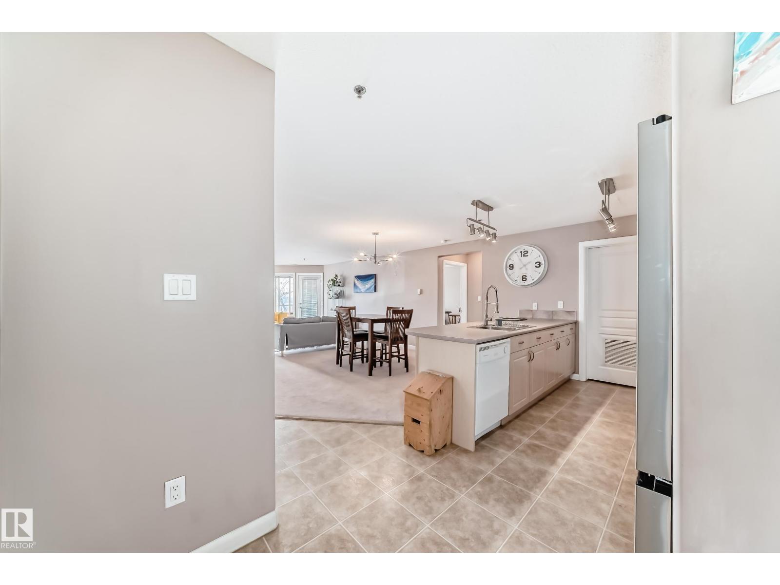 #232 530 HOOKE RD NW, Edmonton