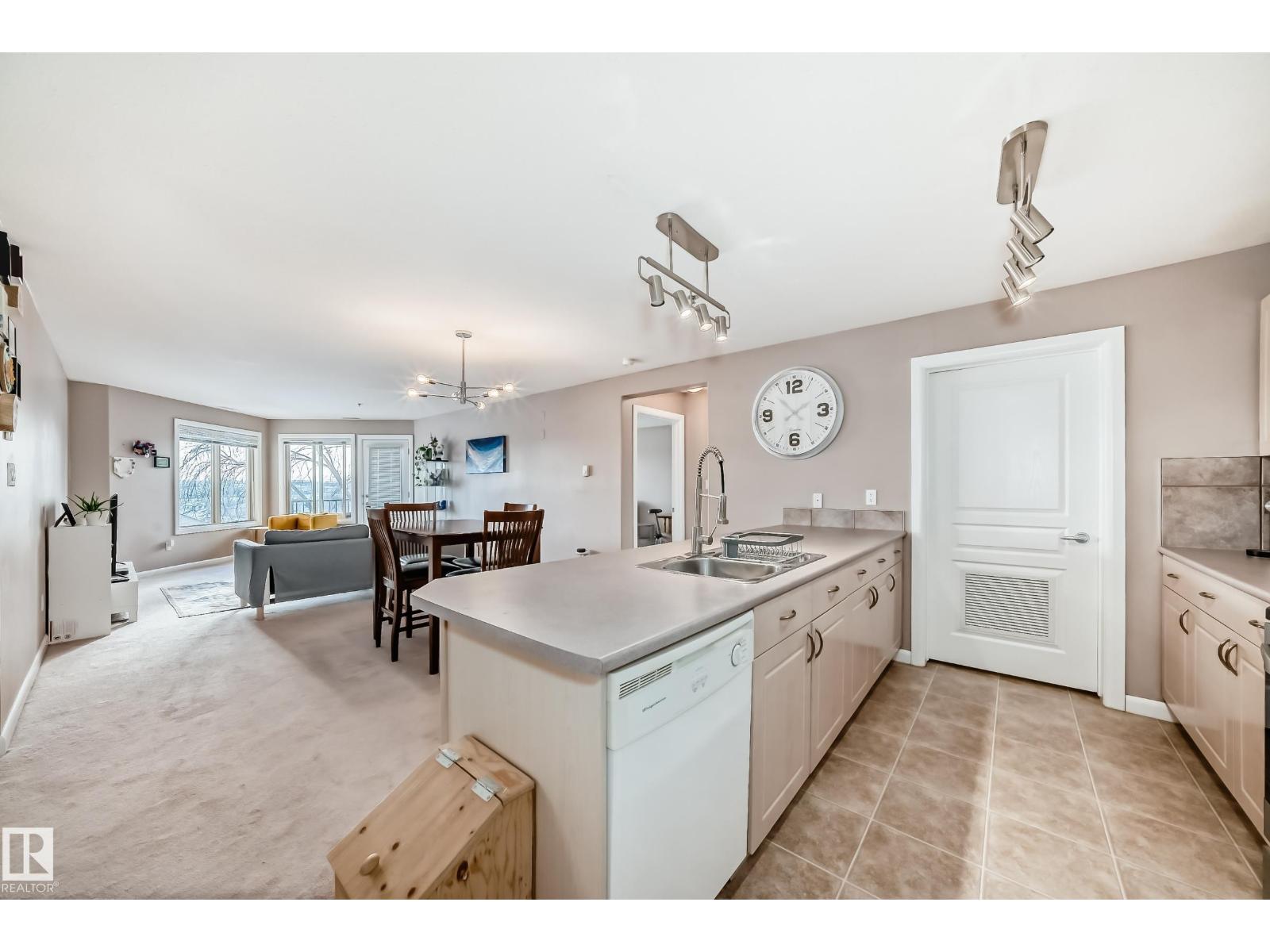 #232 530 HOOKE RD NW, Edmonton