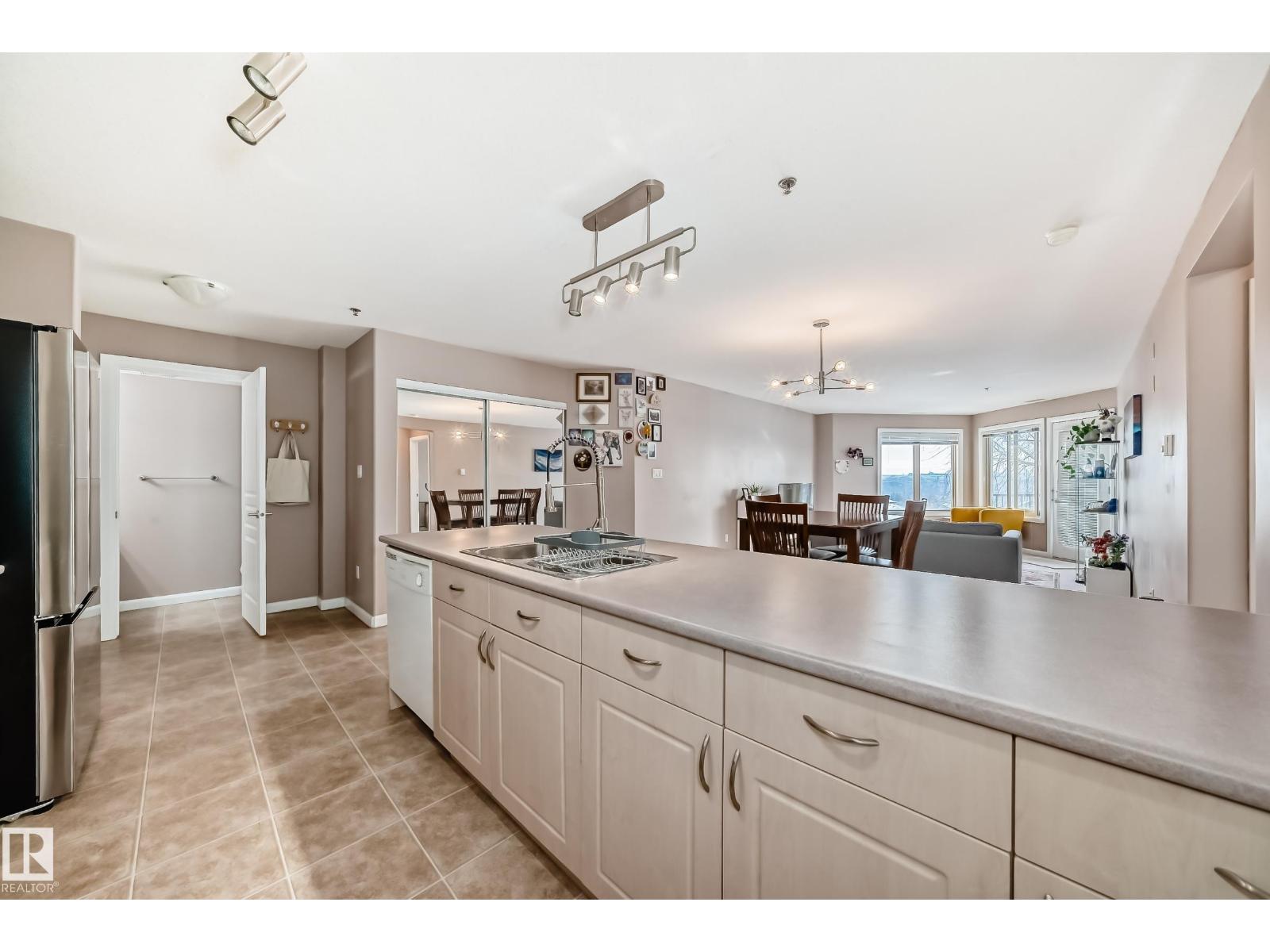 #232 530 HOOKE RD NW, Edmonton