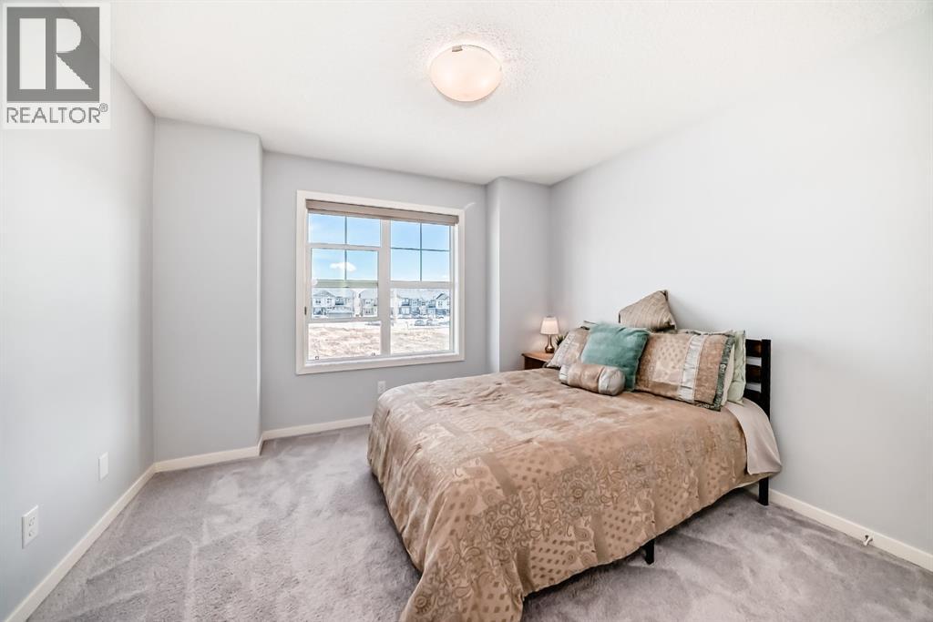 101 Sunset Drive, Cochrane