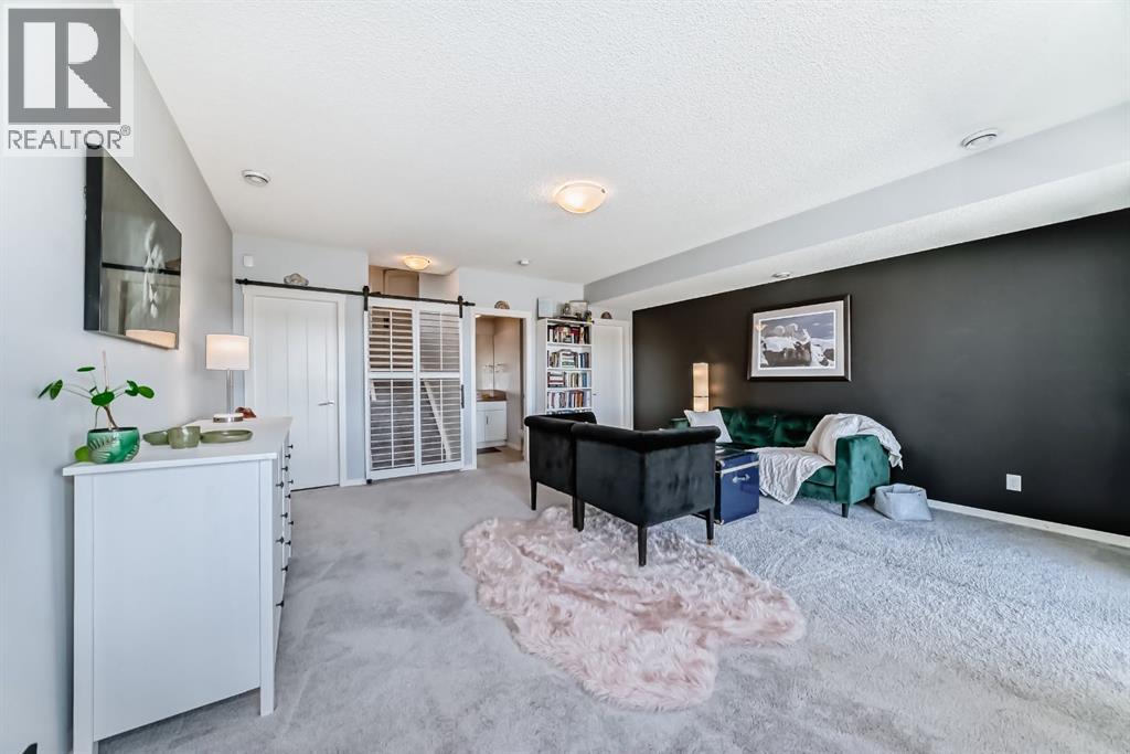 101 Sunset Drive, Cochrane