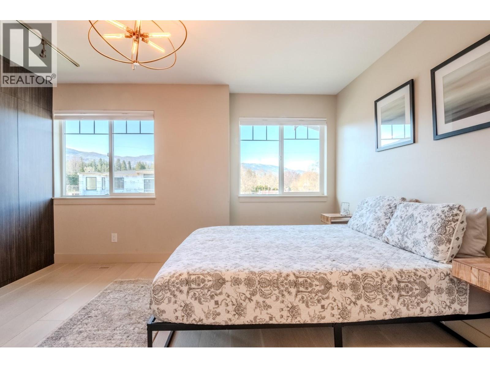 600 Sherwood Road Unit# 10, Kelowna