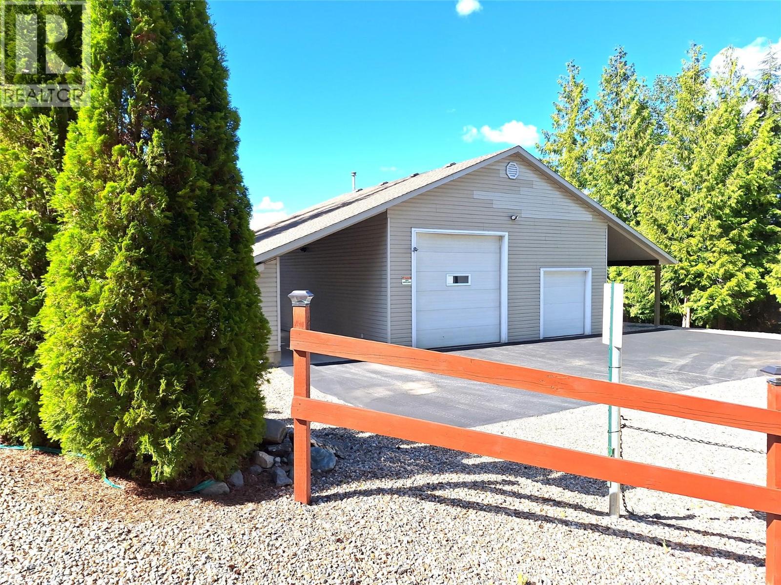 1406 Huckleberry Drive - 21