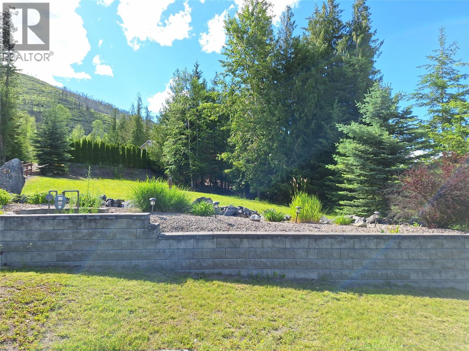 1406 Huckleberry Drive - 25
