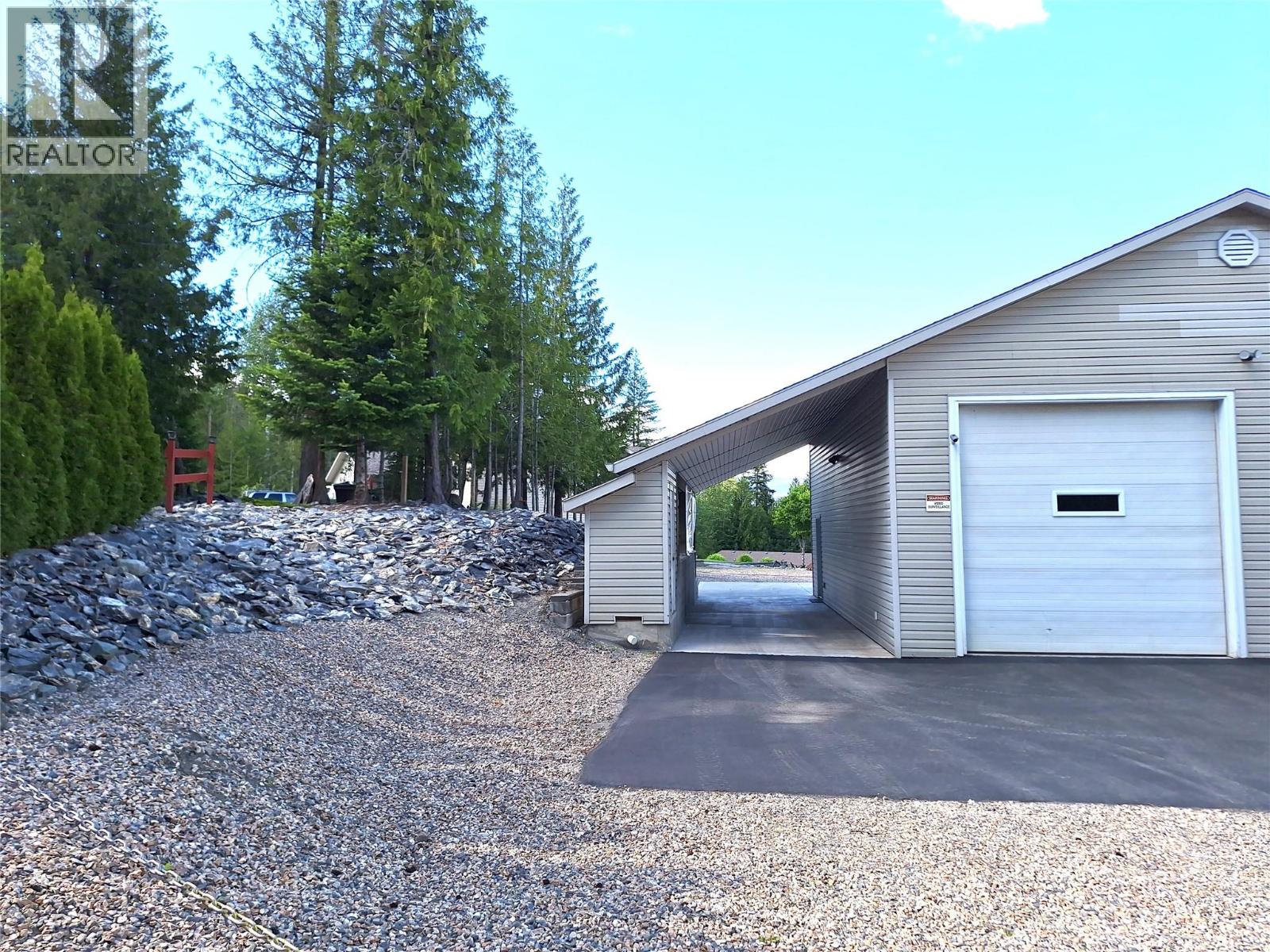 1406 Huckleberry Drive - 31