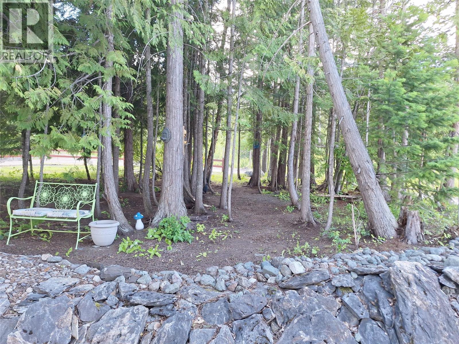 1406 Huckleberry Drive - 32