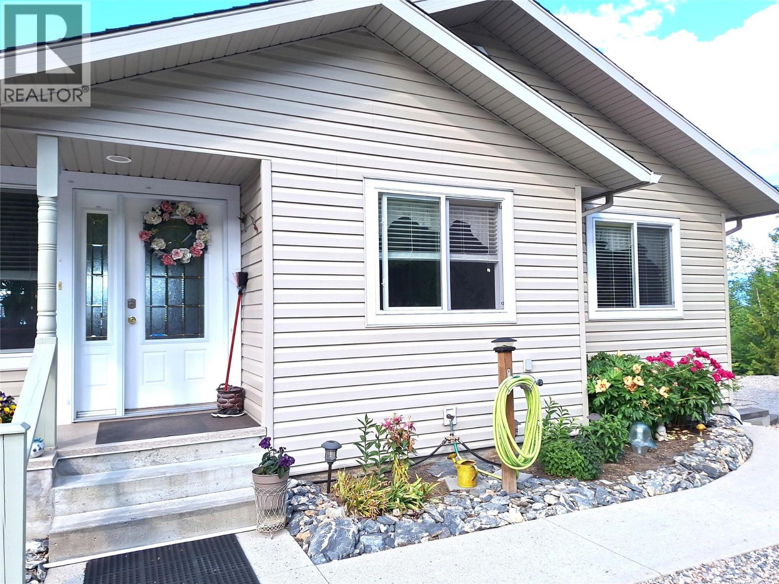 1406 Huckleberry Drive - 33