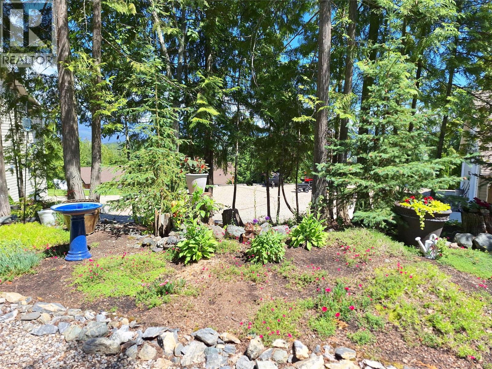1406 Huckleberry Drive - 39