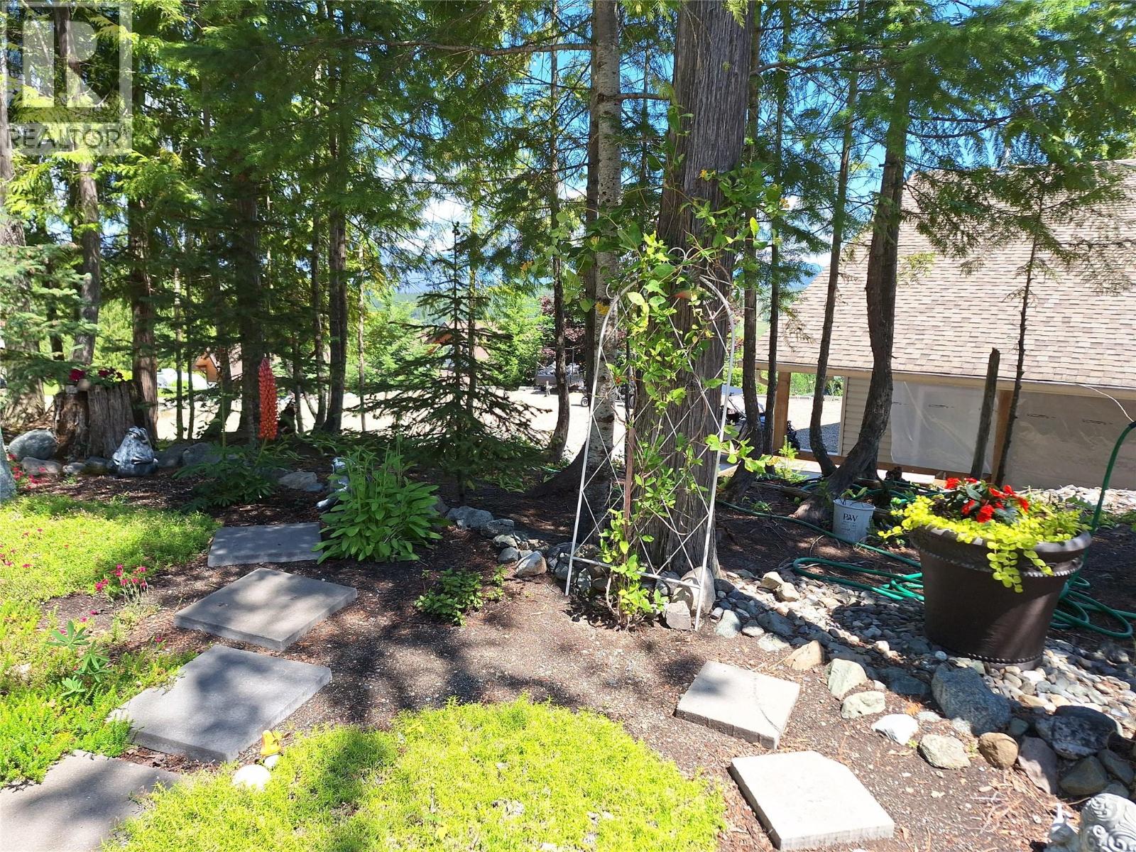 1406 Huckleberry Drive - 41