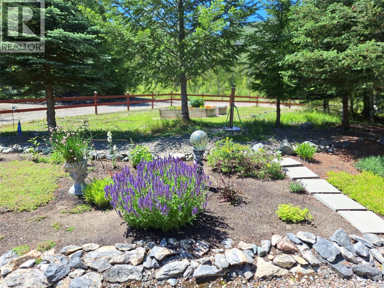 1406 Huckleberry Drive - 43