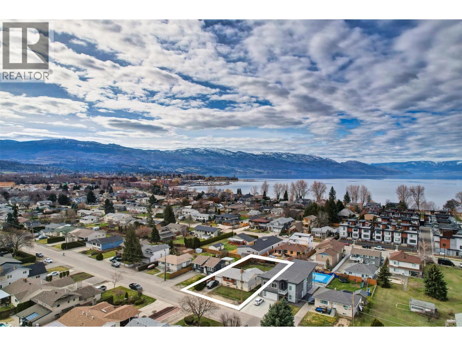  3524 Scott Road, Kelowna