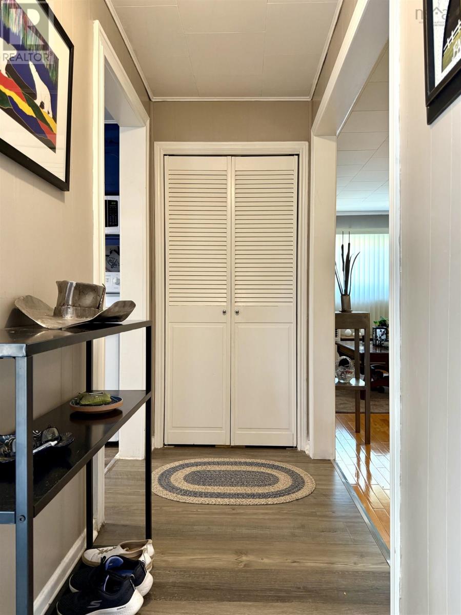 Property 12 of 50 of 11838 2 Highway