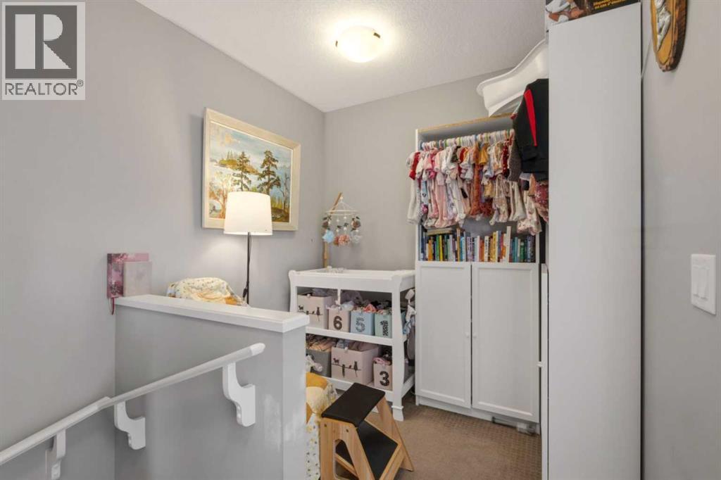 32 Horseshoe Crescent, Cochrane