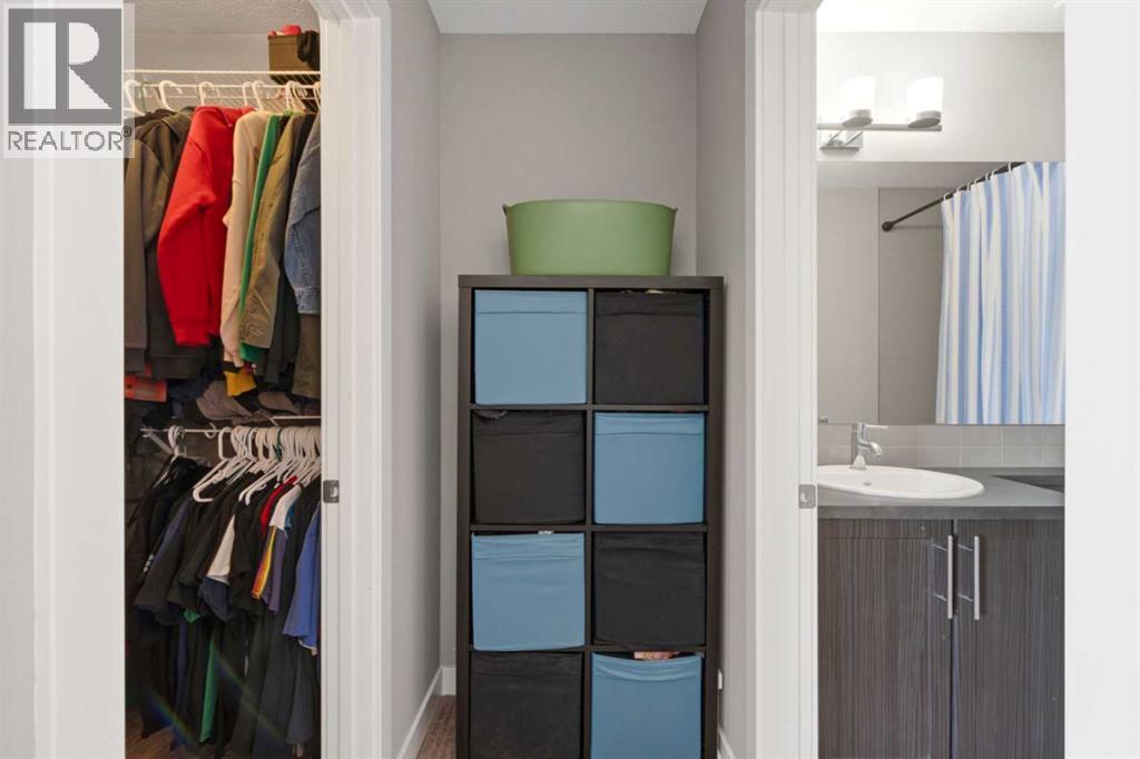 32 Horseshoe Crescent, Cochrane