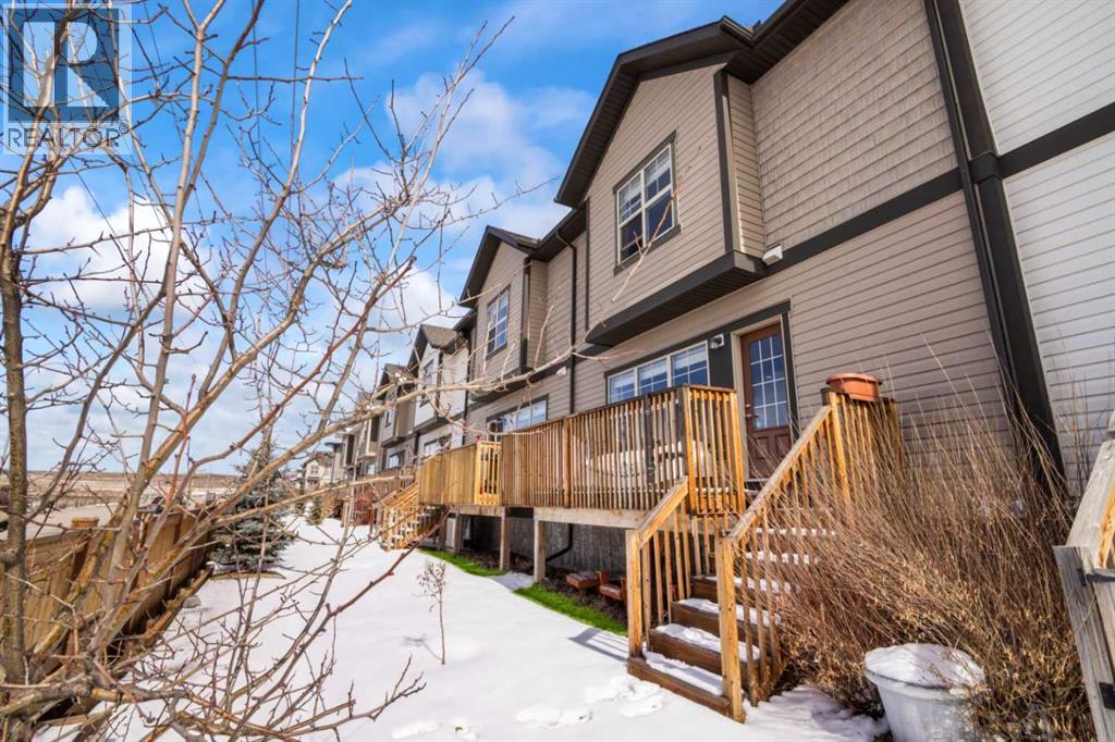 32 Horseshoe Crescent, Cochrane