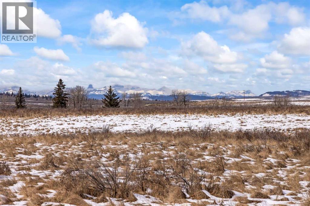 32 Horseshoe Crescent, Cochrane