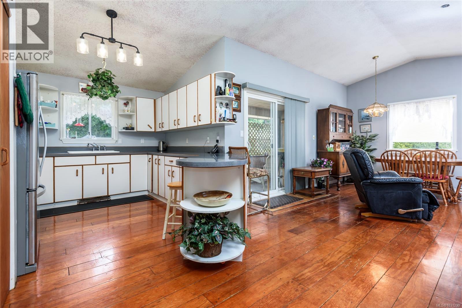 2186 WAVELAND RD - Image 2