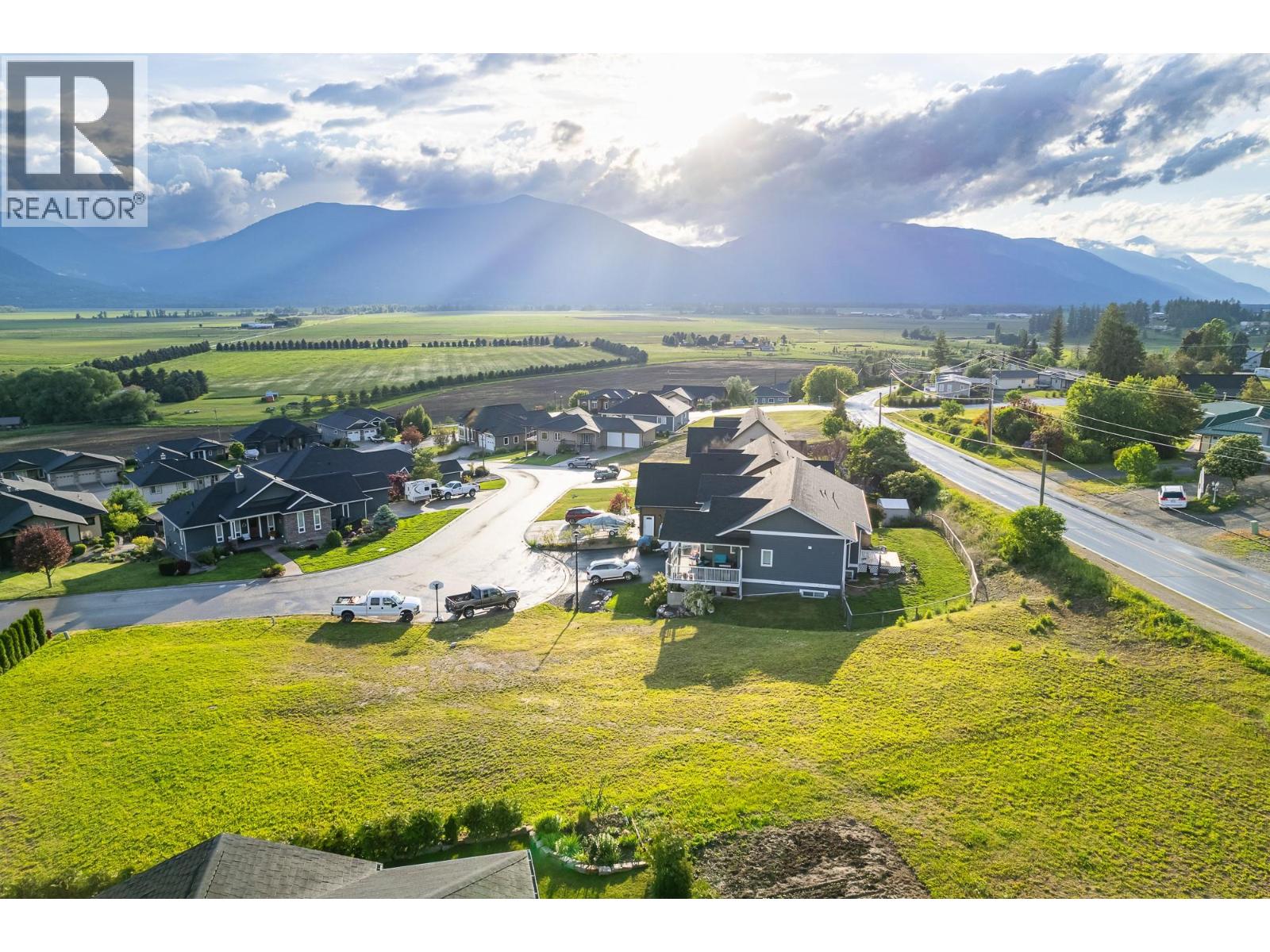 1016 Purcell Crescent, Creston