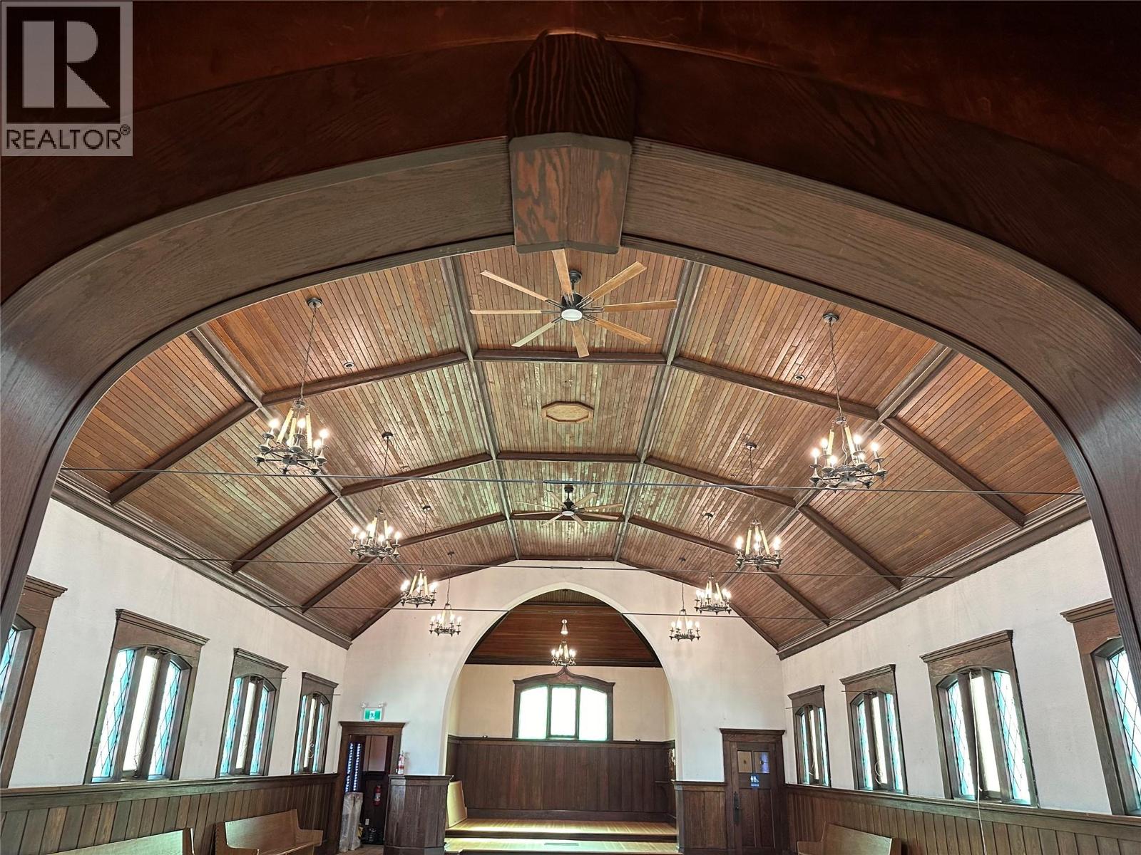  1998 CHAPMAN Street, Merritt