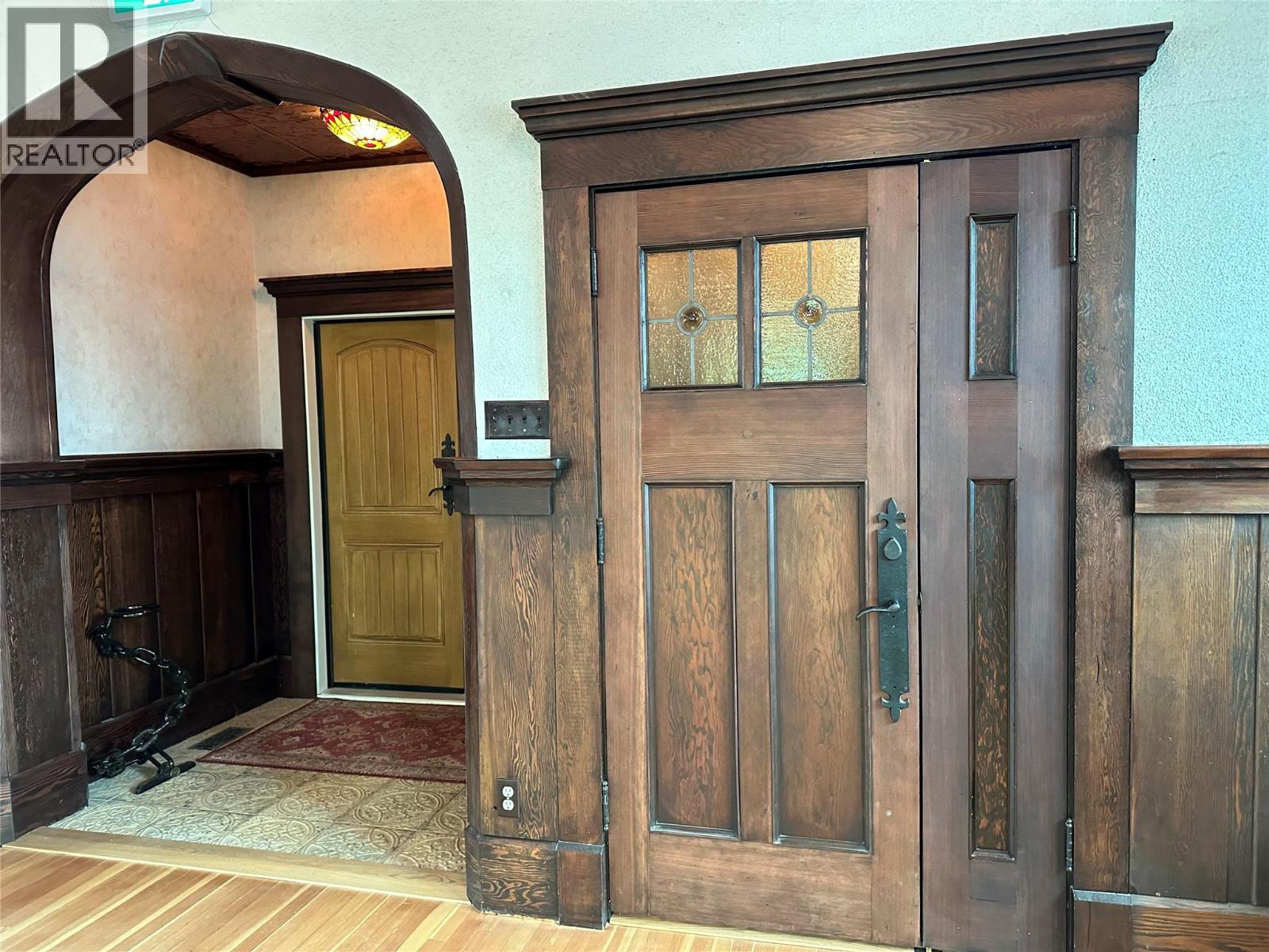  1998 CHAPMAN Street, Merritt