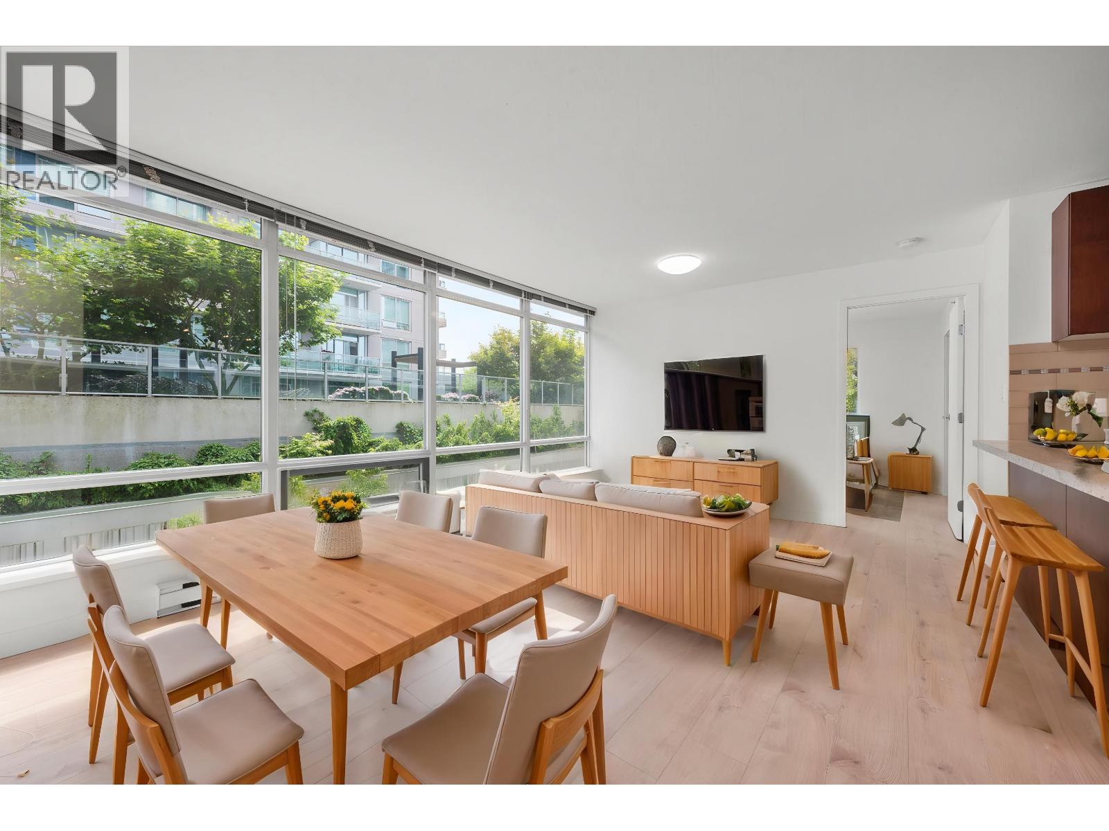 511 8280 LANSDOWNE ROAD