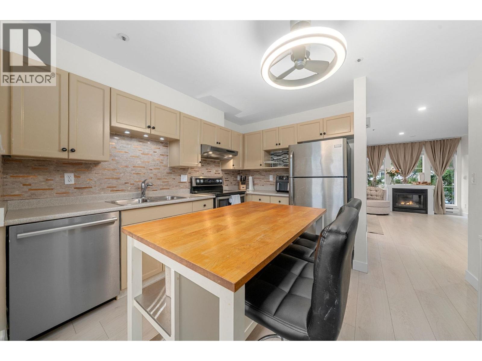 19 12188 HARRIS ROAD, Pitt Meadows