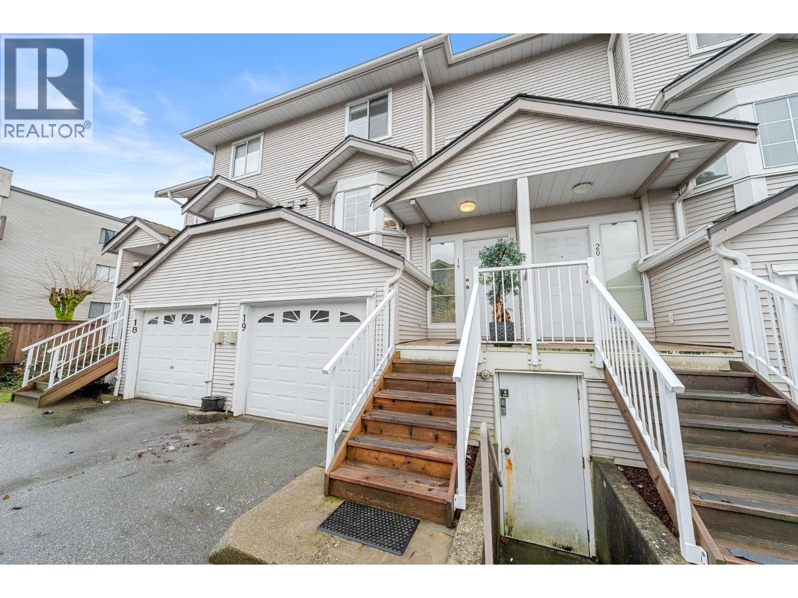 19 12188 HARRIS ROAD, Pitt Meadows