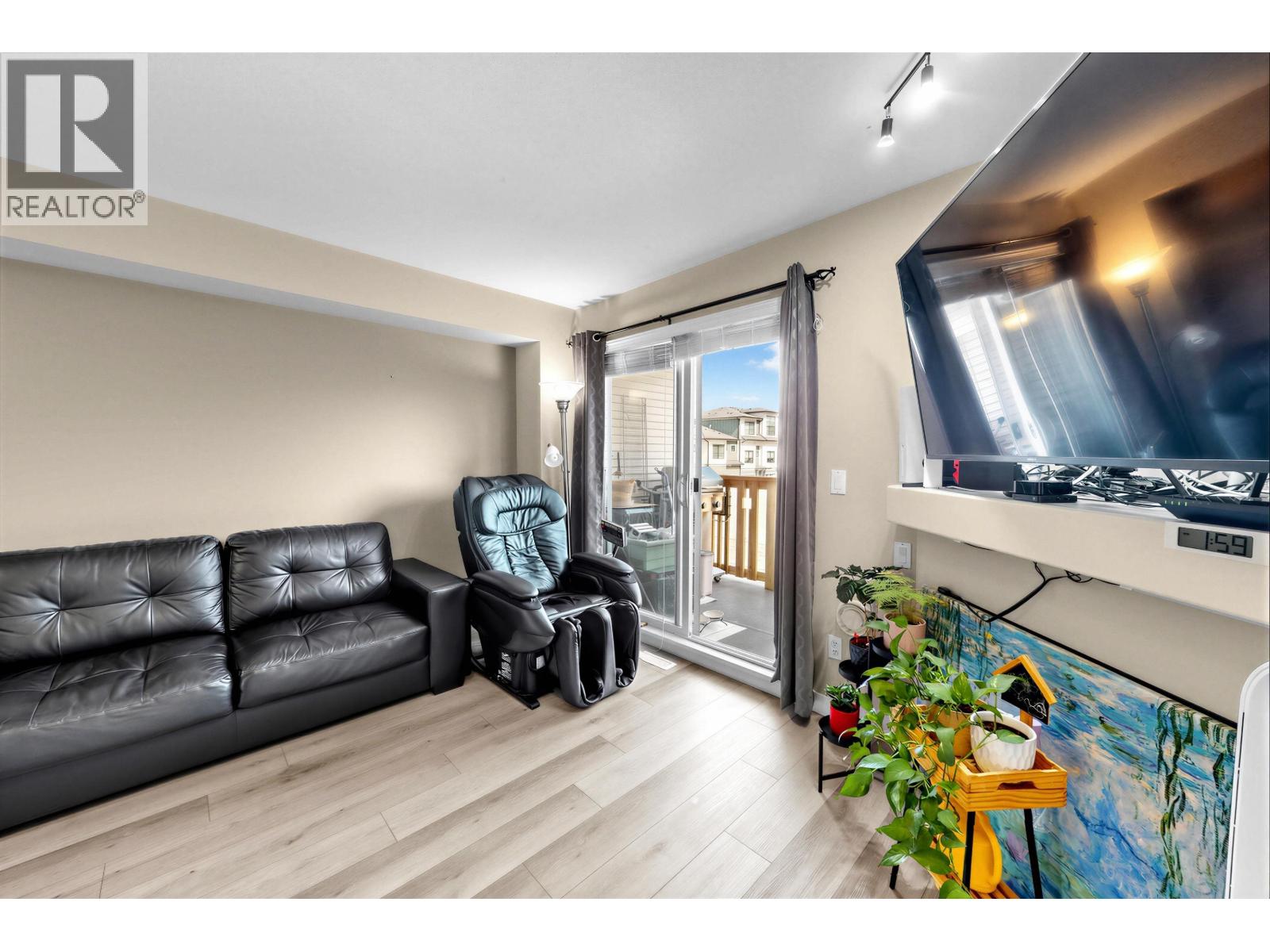 19 7100 LYNNWOOD DRIVE, Richmond