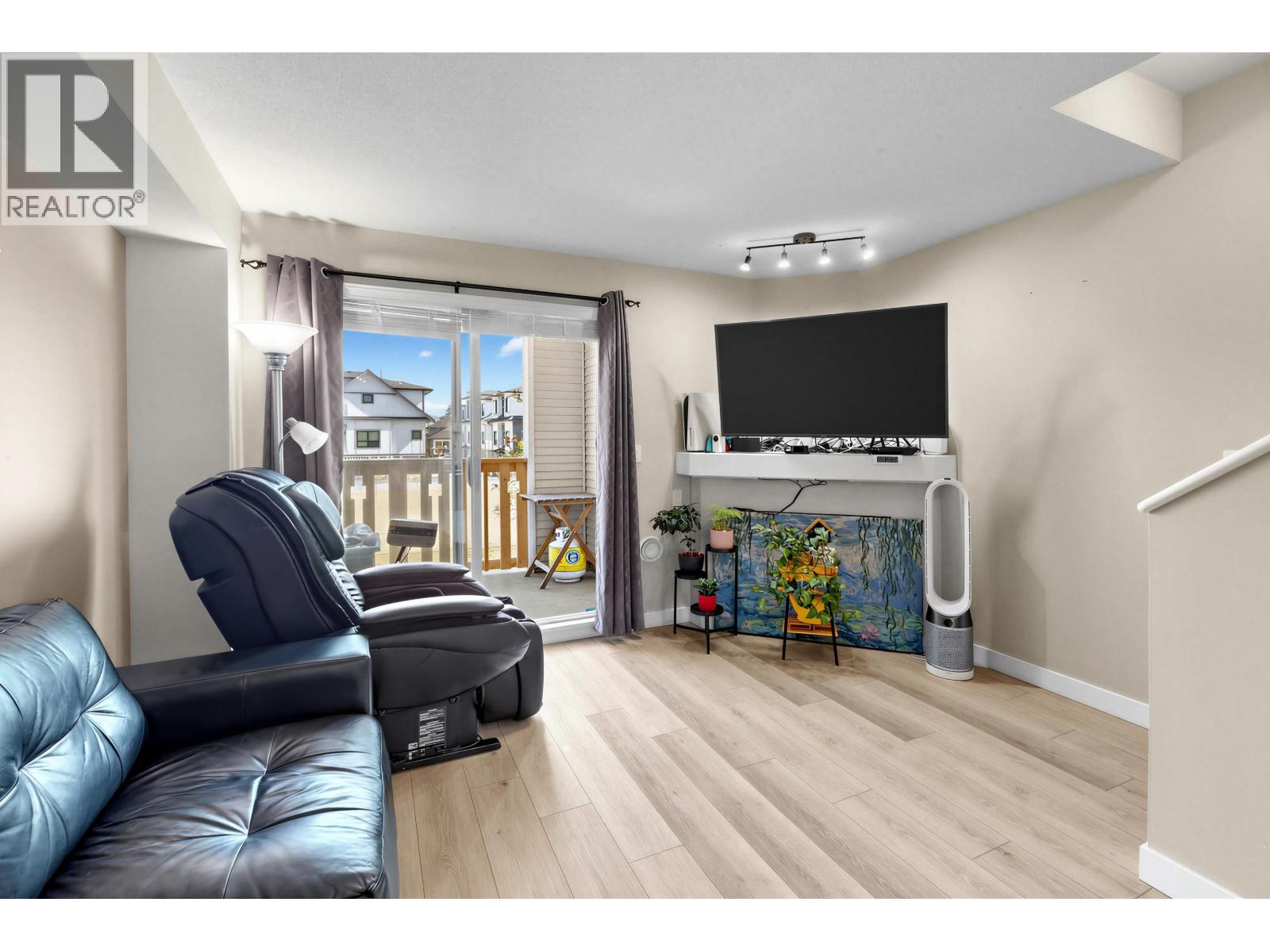 19 7100 LYNNWOOD DRIVE, Richmond