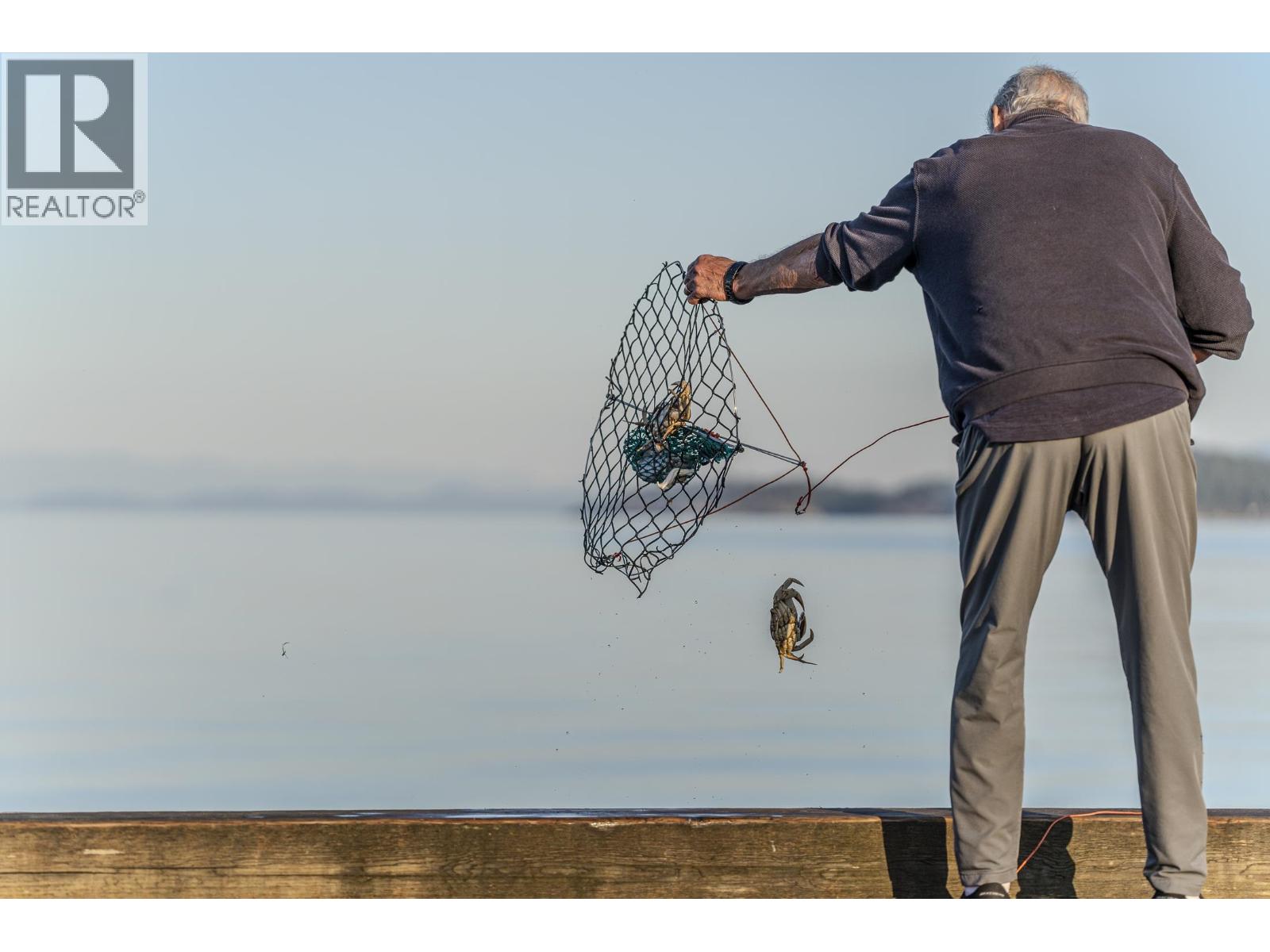 105 5160 DAVIS BAY ROAD, Sechelt