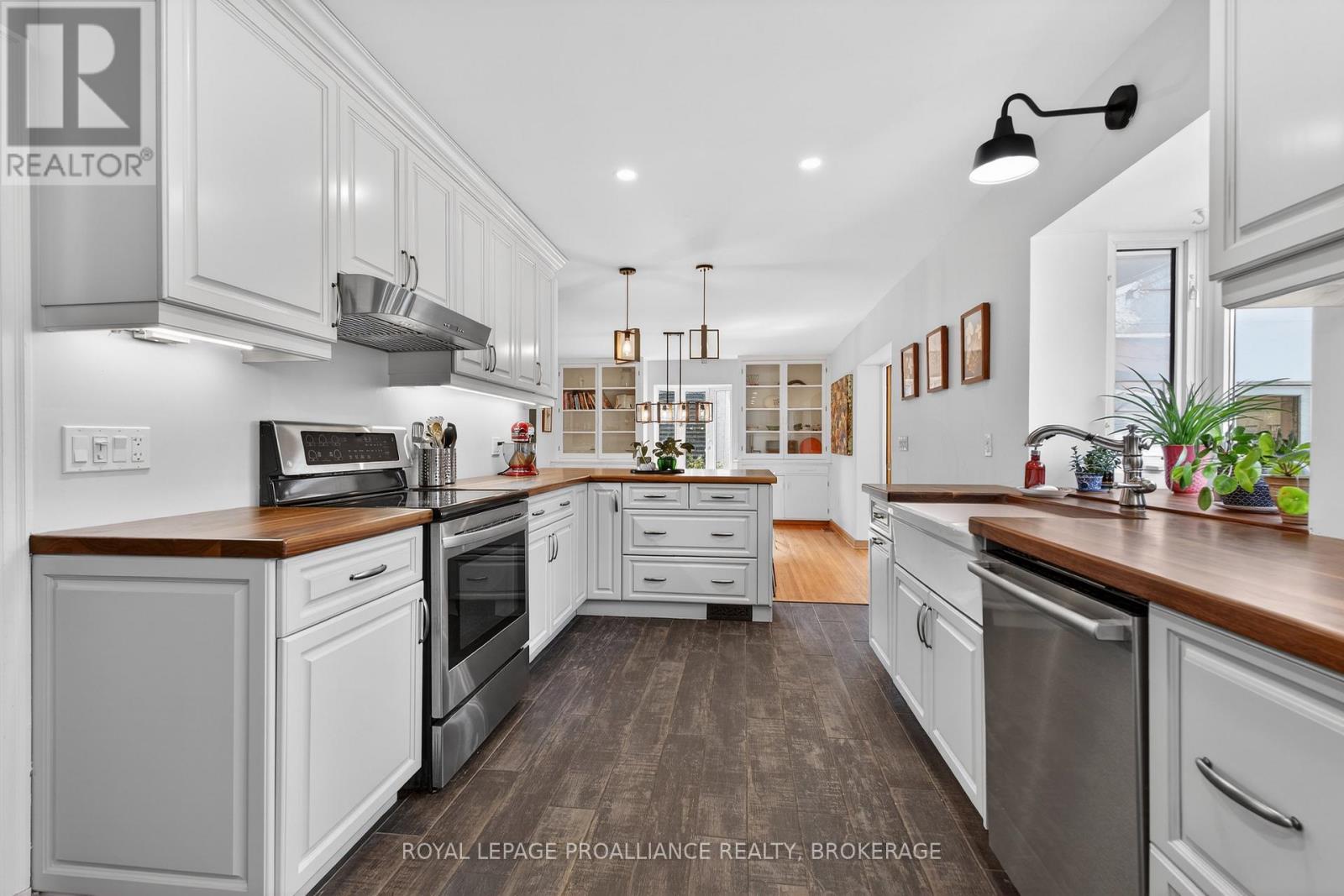 304 WILLINGDON AVENUE - 19