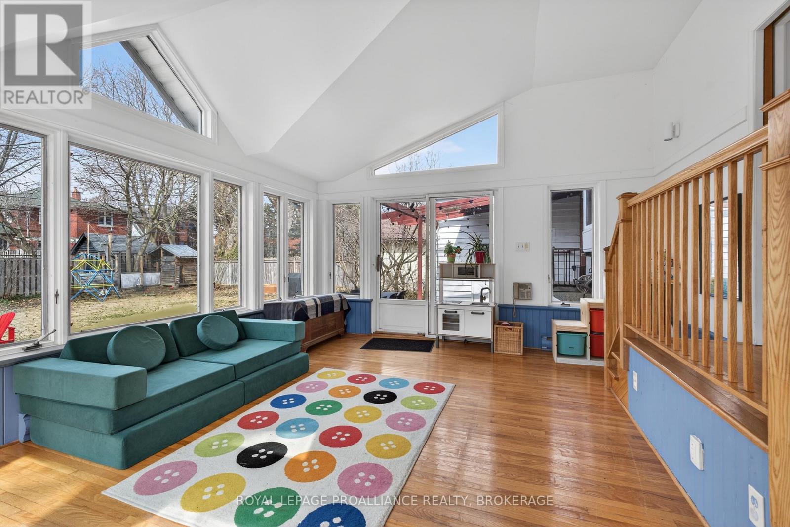 304 WILLINGDON AVENUE - 22