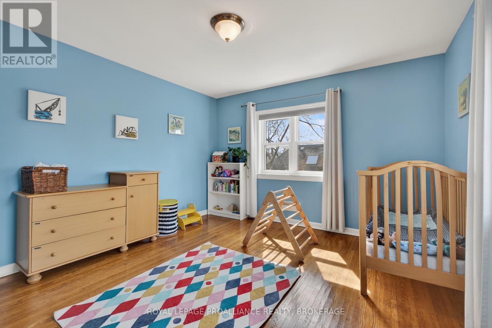 304 WILLINGDON AVENUE - 34