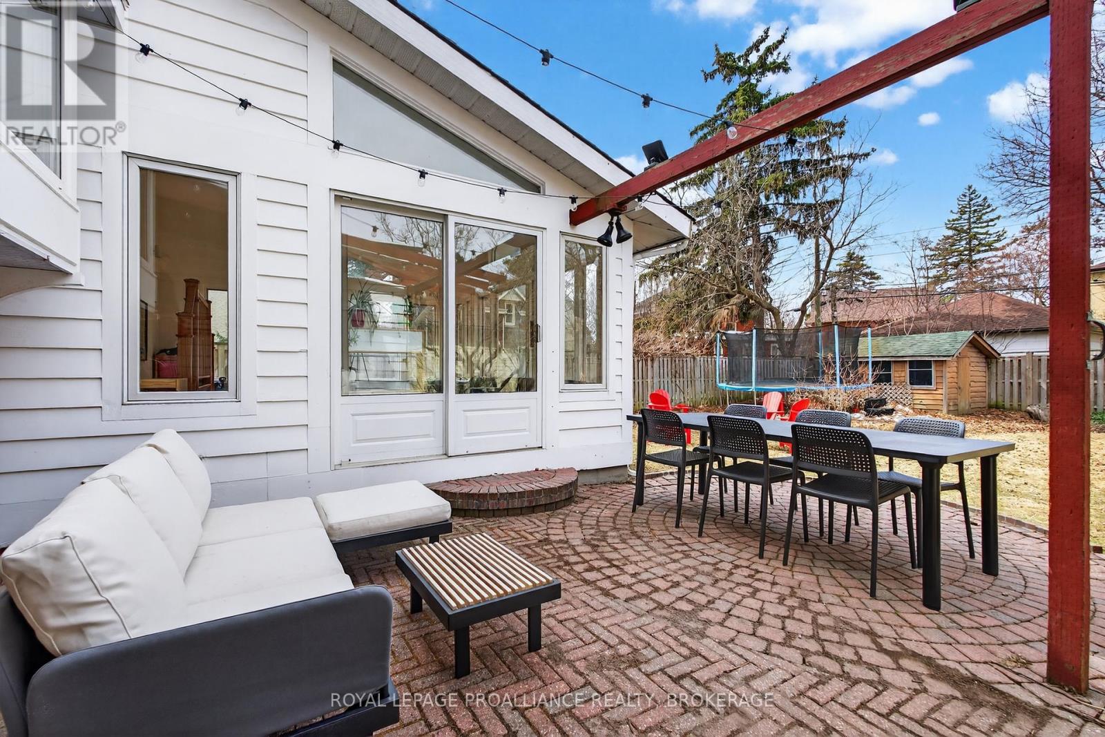 304 WILLINGDON AVENUE - 42