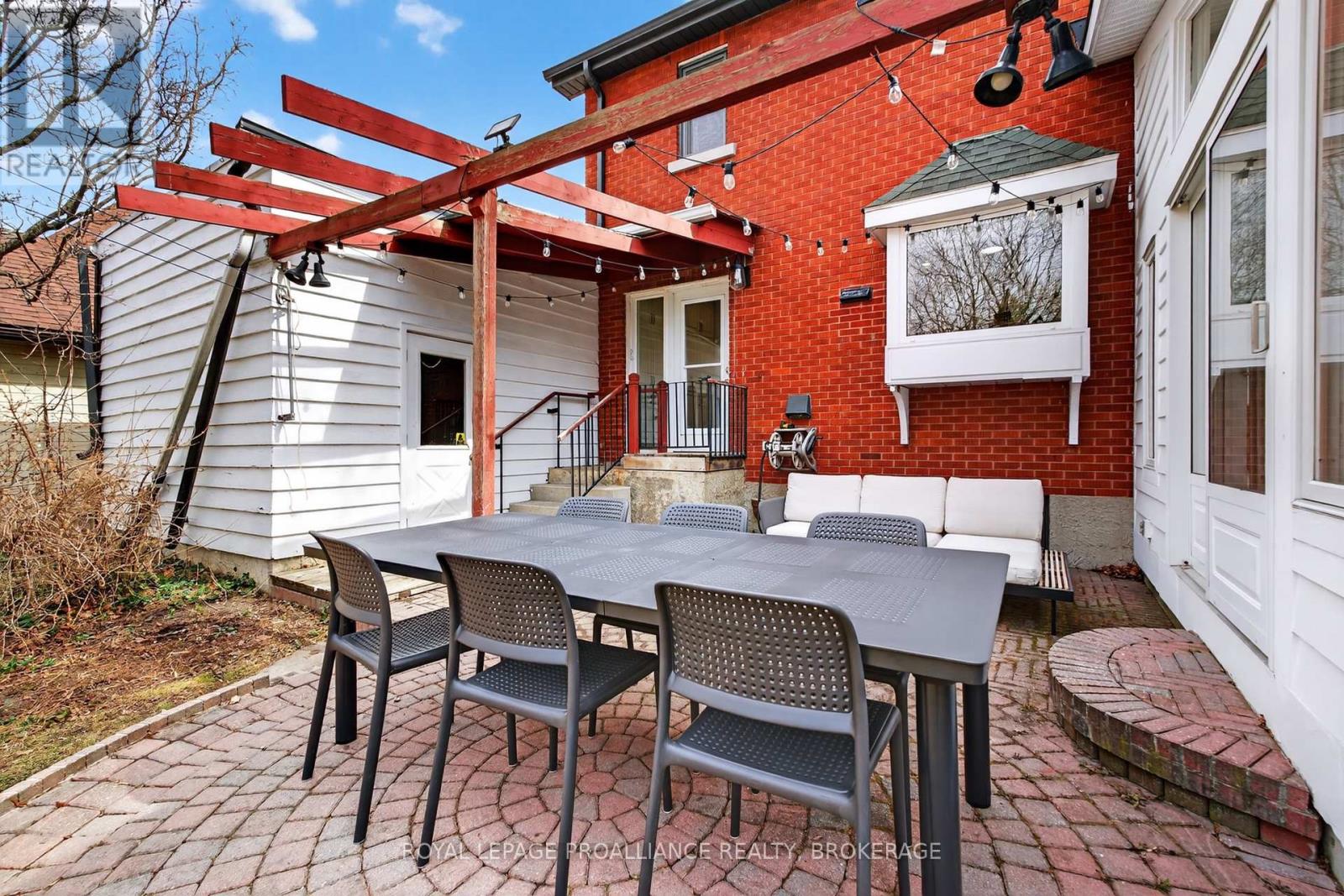 304 WILLINGDON AVENUE - 43