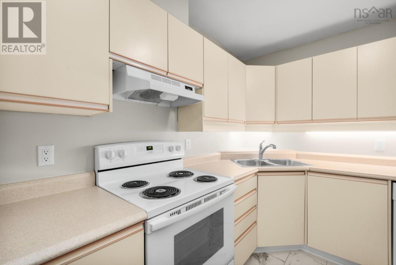 Property 18 of 36 of 422 96 Moirs Mill Road