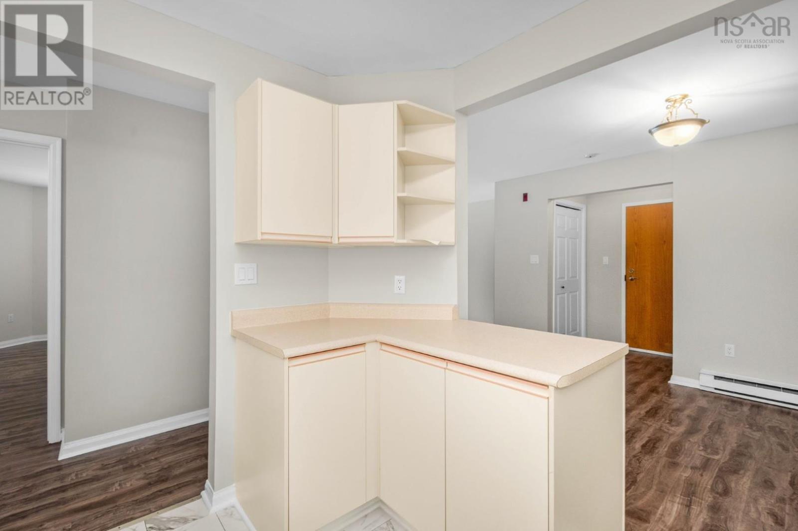 Property 19 of 36 of 422 96 Moirs Mill Road