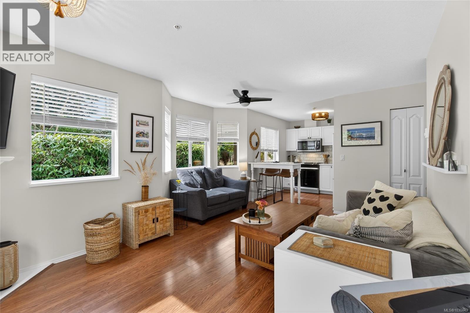 #109 24 PRIDEAUX ST - 10