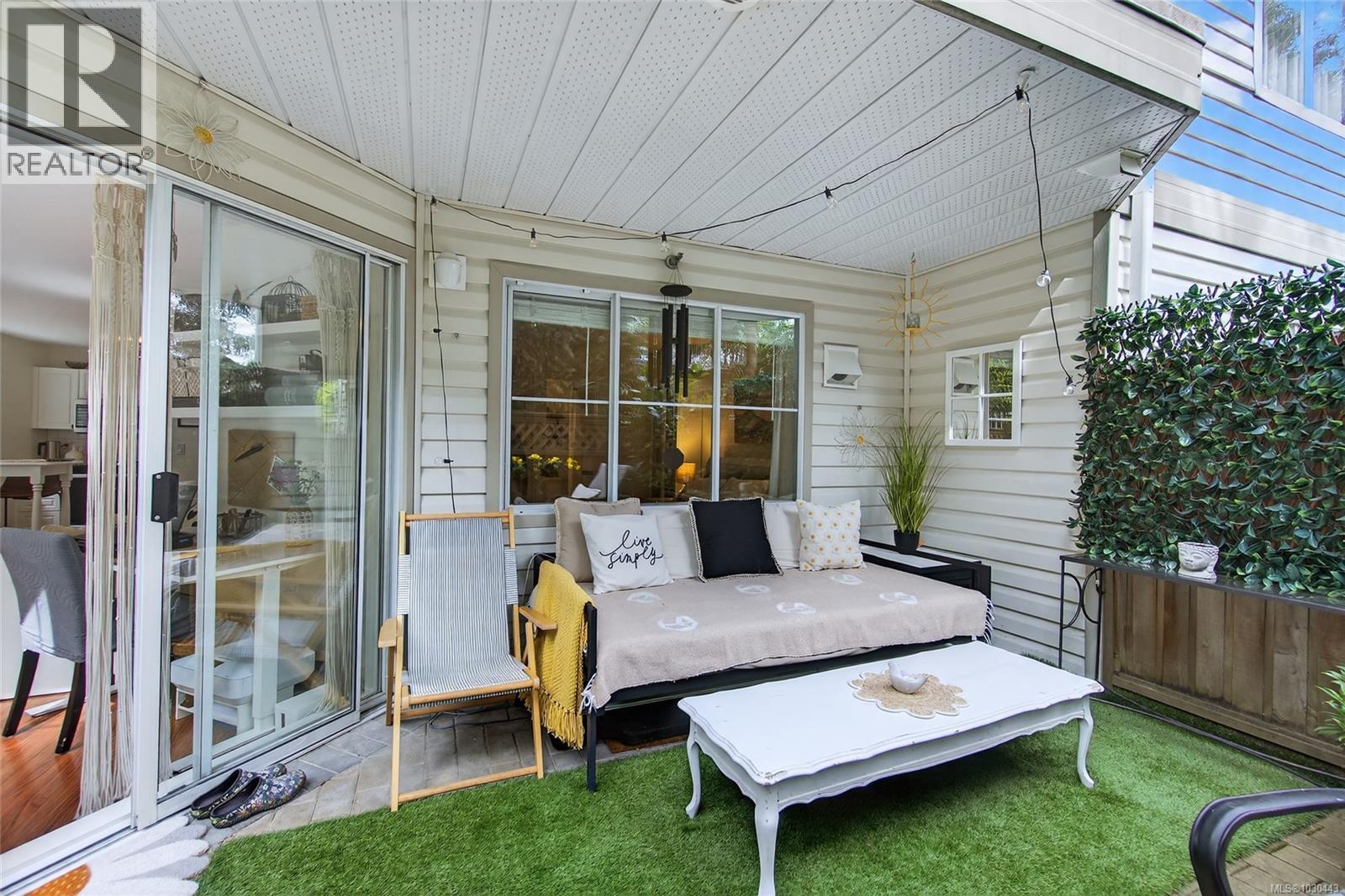 #109 24 PRIDEAUX ST - 29