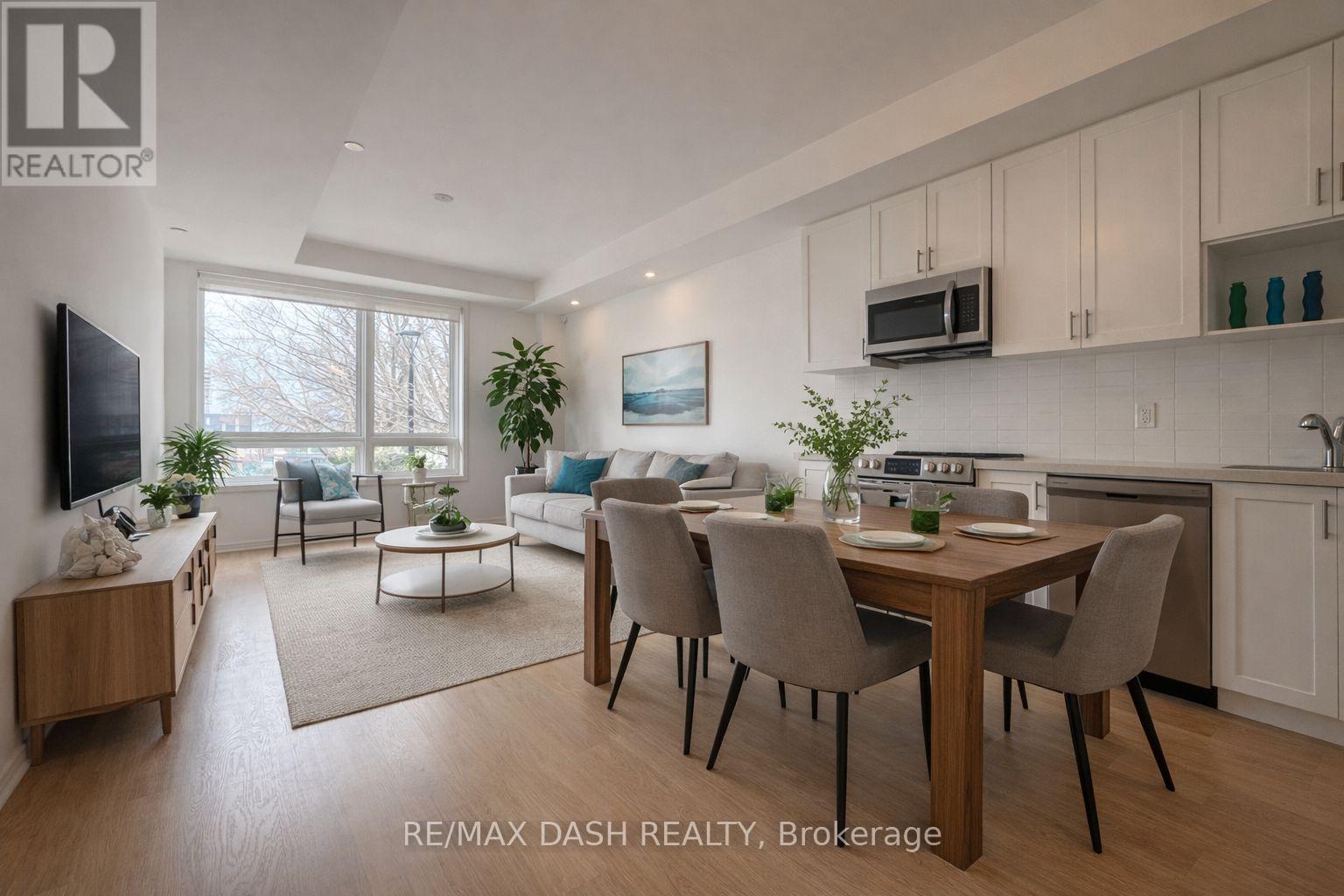 Listing photo of 204 - 1130 BRIAR HILL AVENUE