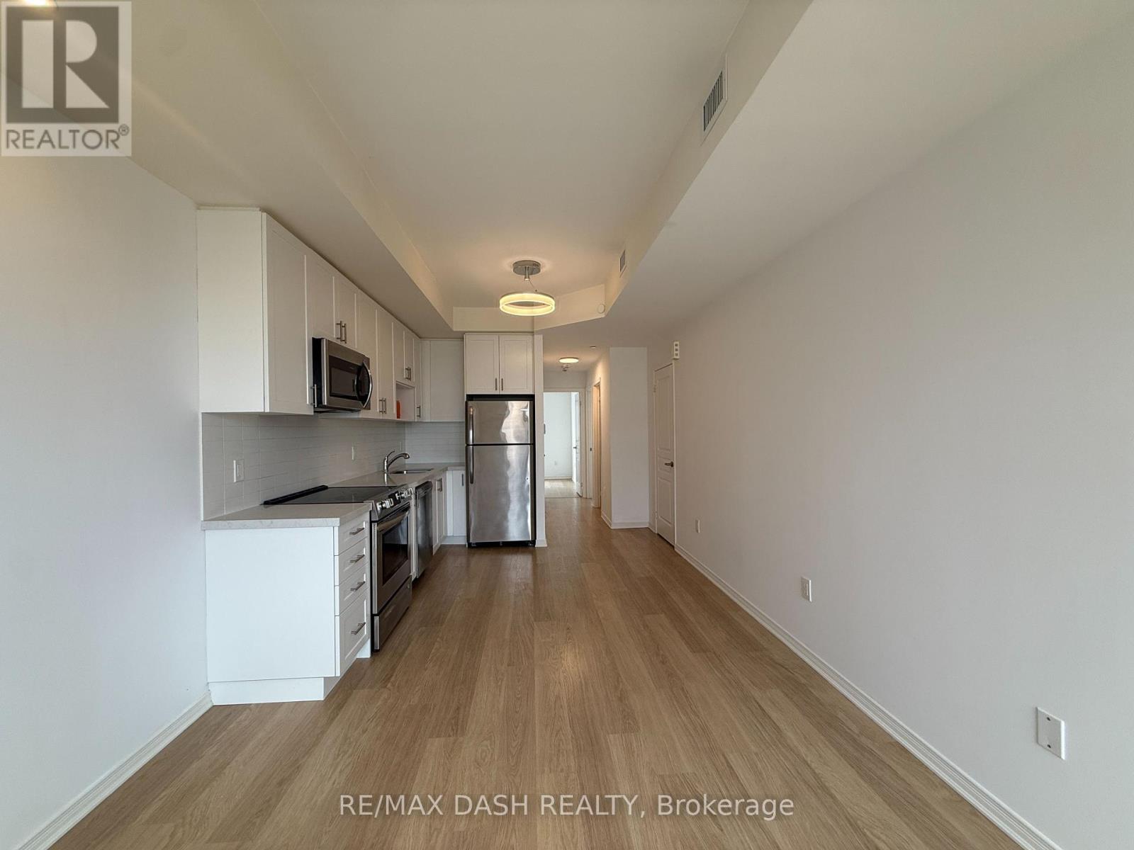 #204 1130 BRIAR HILL AVENUE - 10