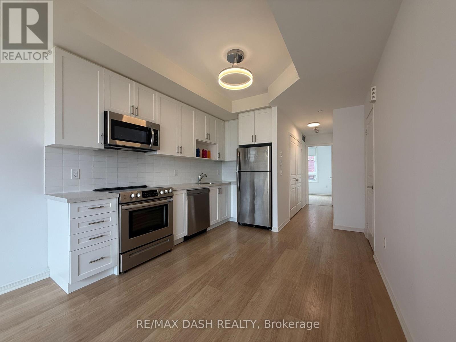 #204 1130 BRIAR HILL AVENUE - 11