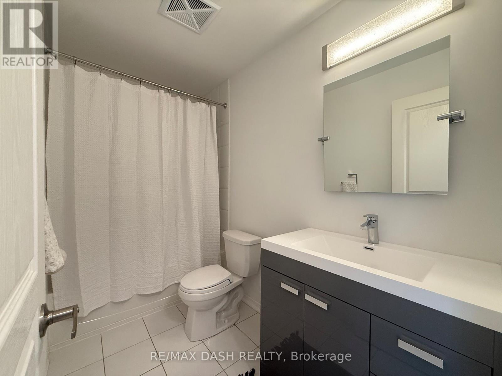 #204 1130 BRIAR HILL AVENUE - 18