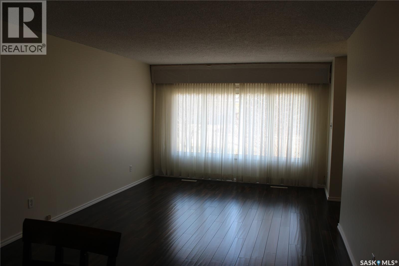 1533 Thorn CRESCENT - 11