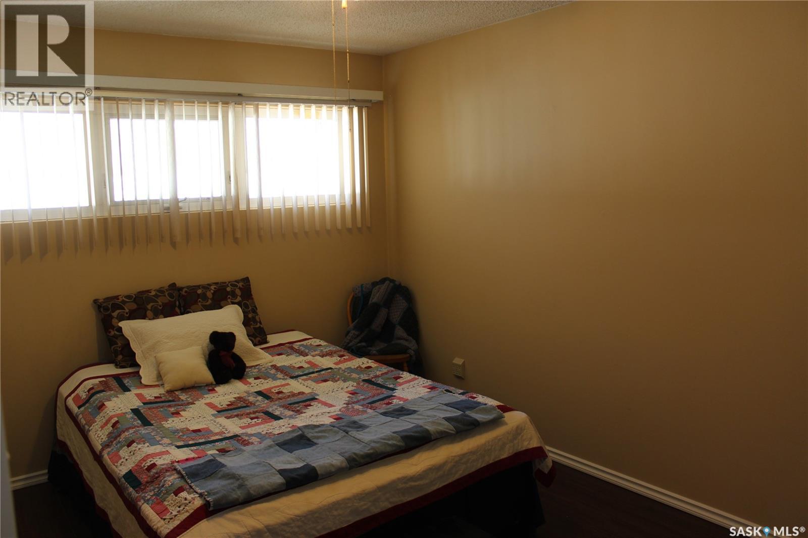 1533 Thorn CRESCENT - 12