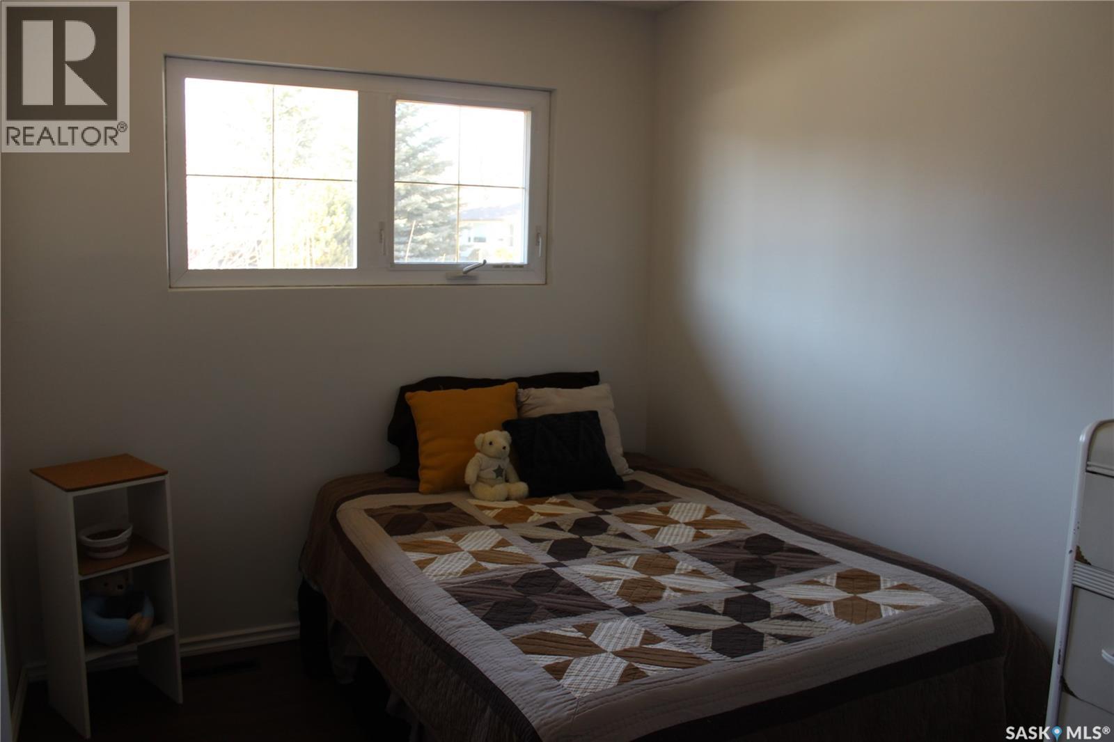 1533 Thorn CRESCENT - 13