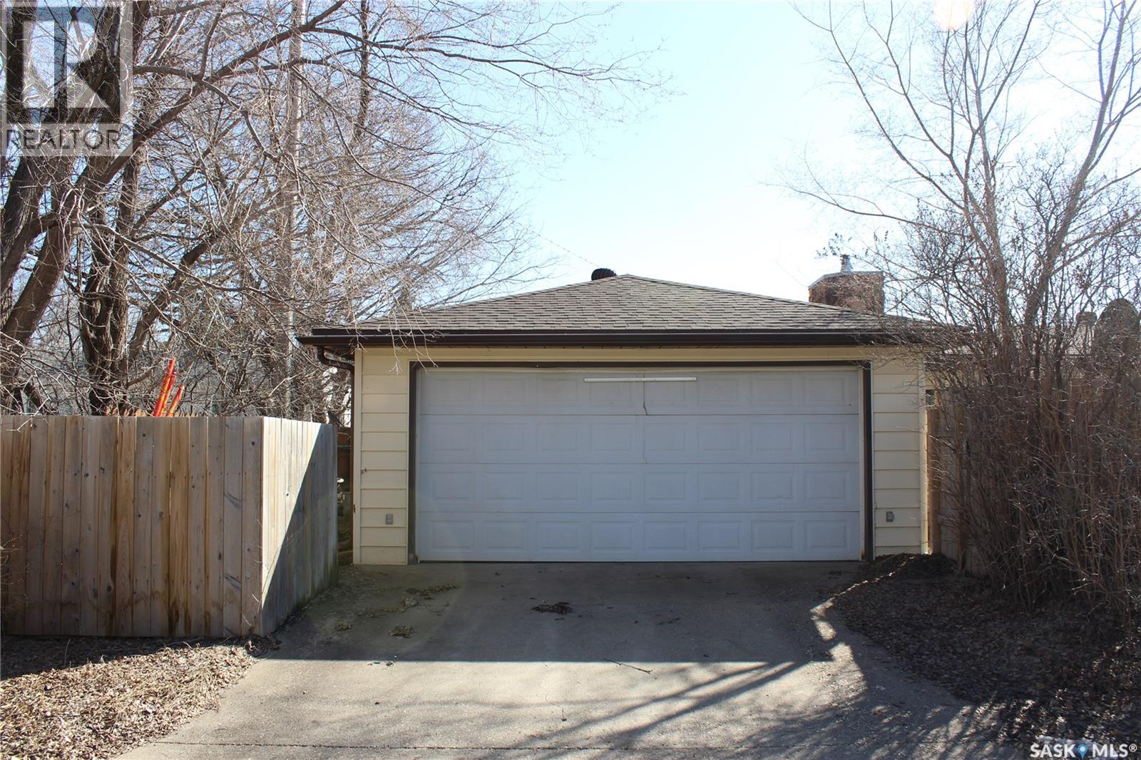 1533 Thorn CRESCENT - 16