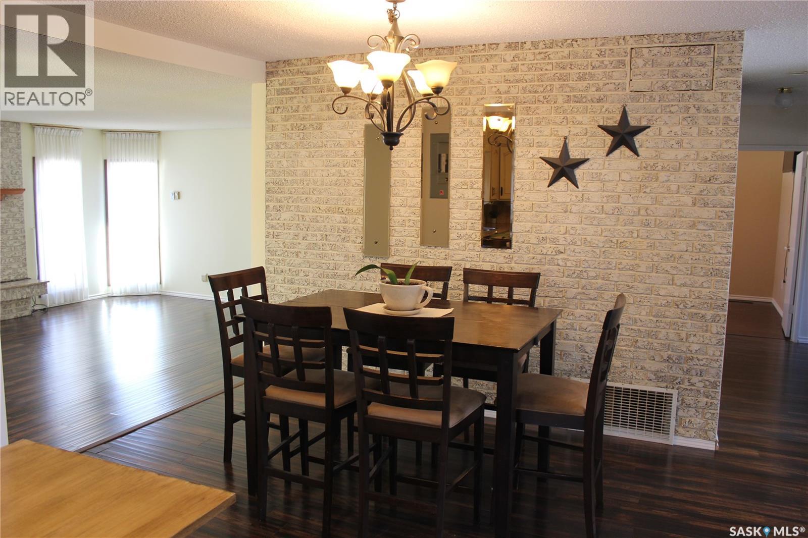 1533 Thorn CRESCENT - 7